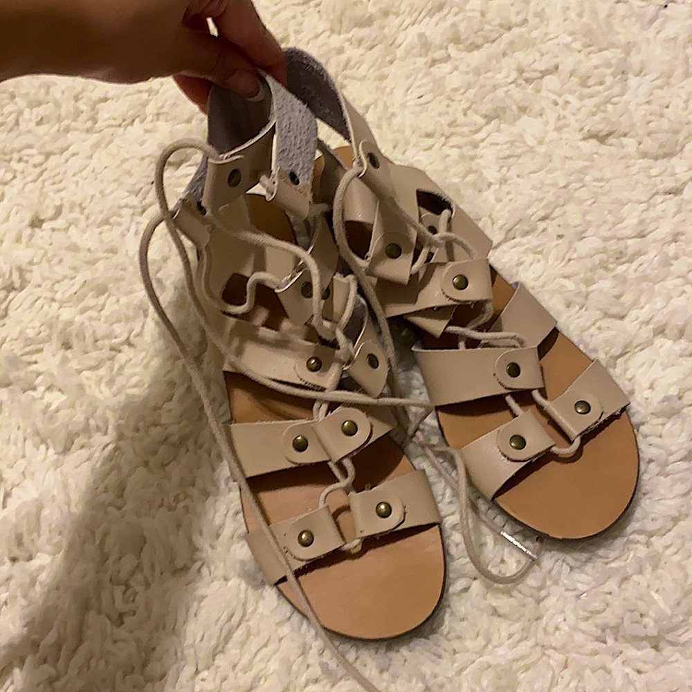 GLADIATOR light pink sandals 🩴